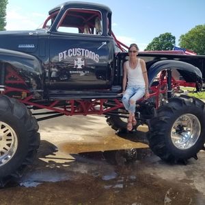 Meet your Posher, Wade